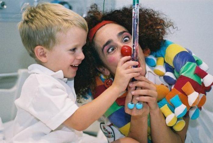 Fundación Theodora: narices a cambio de sonrisas infantiles