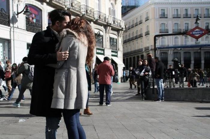 Madrid se llena de besos de cine: en busca del mejor para protagonizar un corto