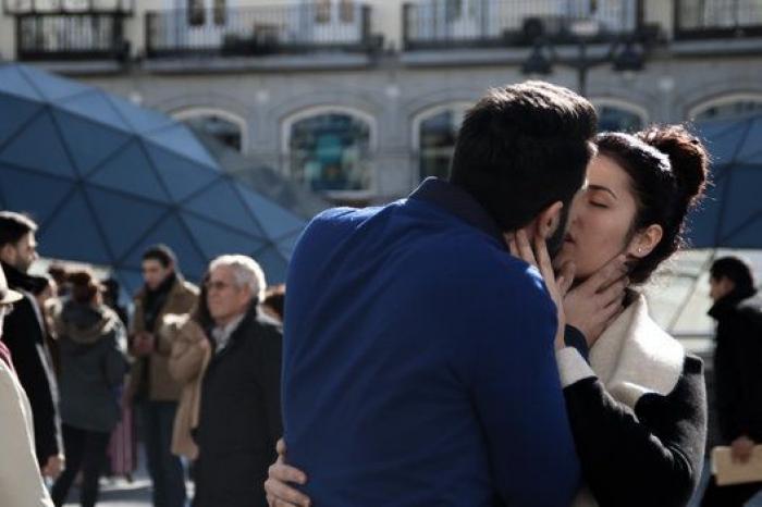Madrid se llena de besos de cine: en busca del mejor para protagonizar un corto
