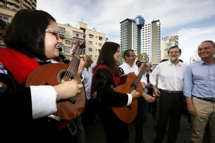 Rajoy se echa a la calle en Benidorm
