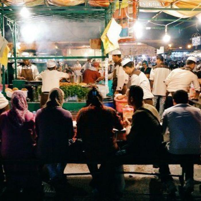 Un paseo por el Tánger del esplendor de 'Sira', de María Dueñas