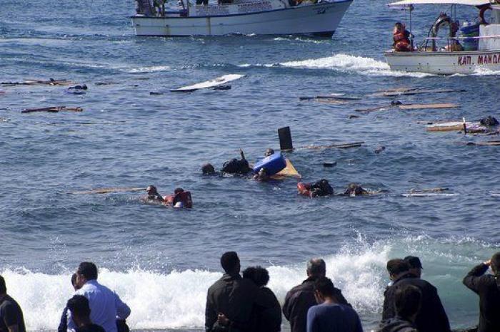 Las dramáticas imágenes del naufragio en Rodas