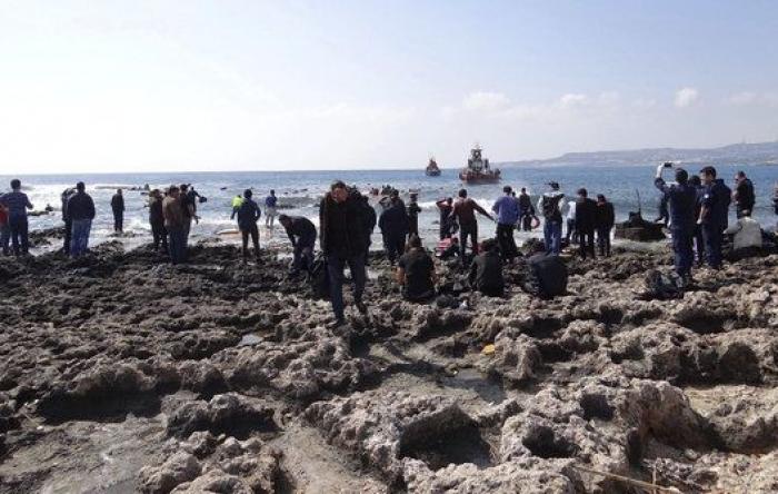 Las dramáticas imágenes del naufragio en Rodas