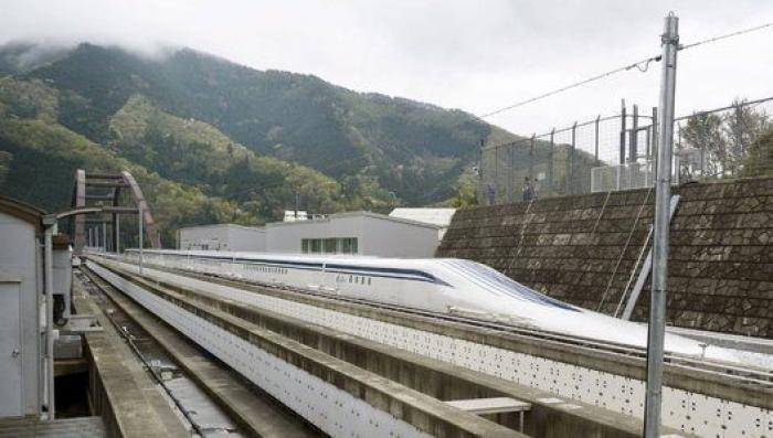 Récord del Maglev, el tren por levitación magnética de Japón, que alcanza los 603 kilómetros por hora