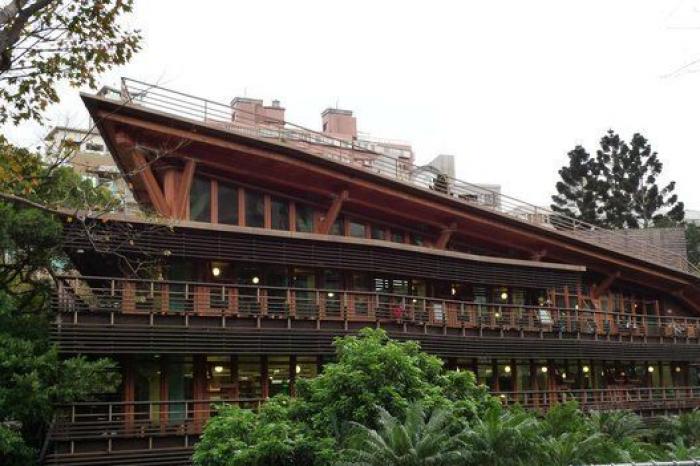 Seis bibliotecas que no te dejarán indiferente