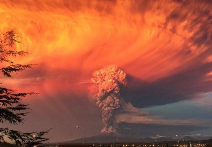 Las impresionantes fotos de la erupción del volcán Calbuco