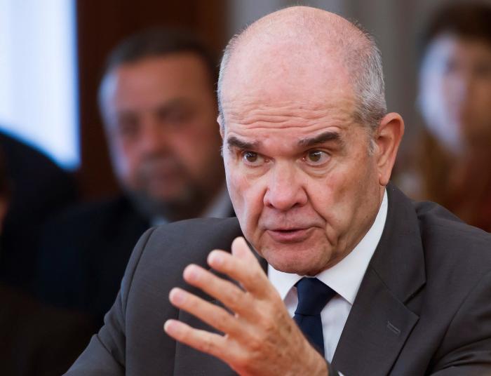 Chaves: "Me cuesta creer que intencionadamente se estableciera un sistema ilegal"