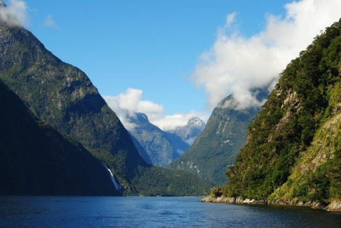 Montañas, agua y paisajes impresionantes: los fiordos más bonitos del mundo (FOTOS)