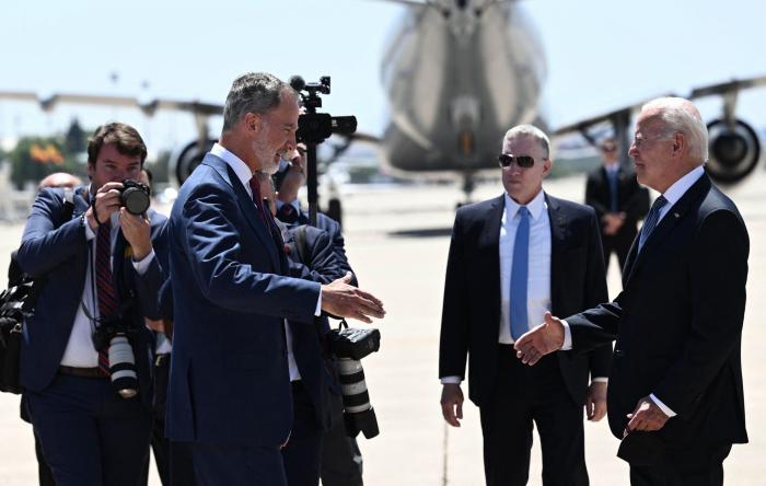 España y Nueva Zelanda amplían el plan de vacaciones y trabajo para jóvenes: quién puede solicitarlo