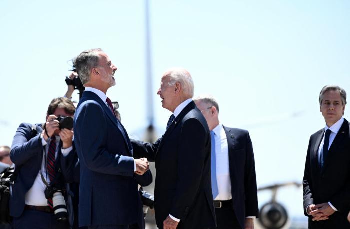 España y Nueva Zelanda amplían el plan de vacaciones y trabajo para jóvenes: quién puede solicitarlo