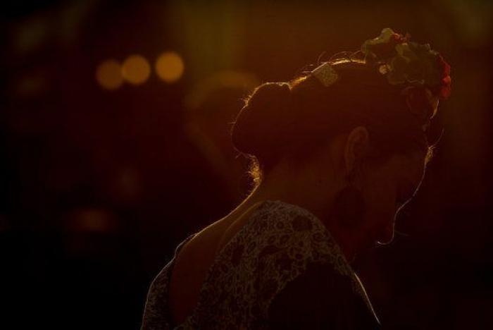 La chuleta definitiva para que los hombres aprendan a bailar sevillanas