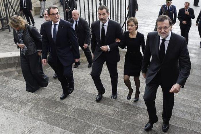 El bostezo de Posada en el funeral por Germanwings (VÍDEO)