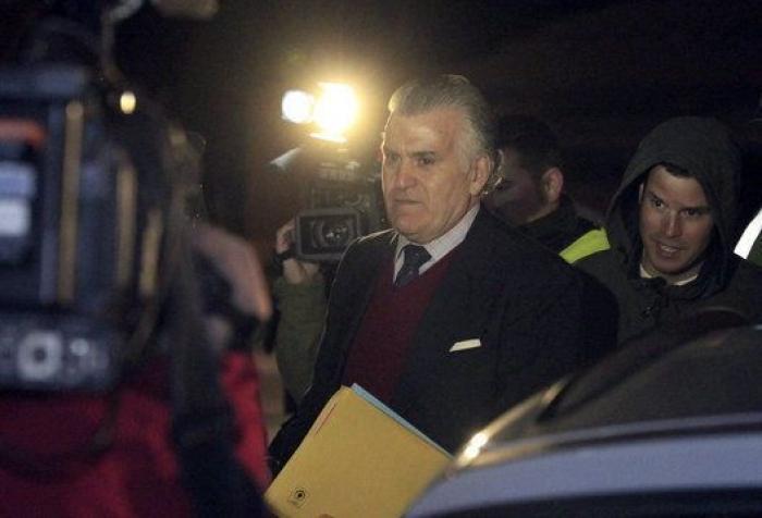 El fiscal pide 5 años de cárcel para Bárcenas y Lapuerta por la caja B del PP y exculpa al partido