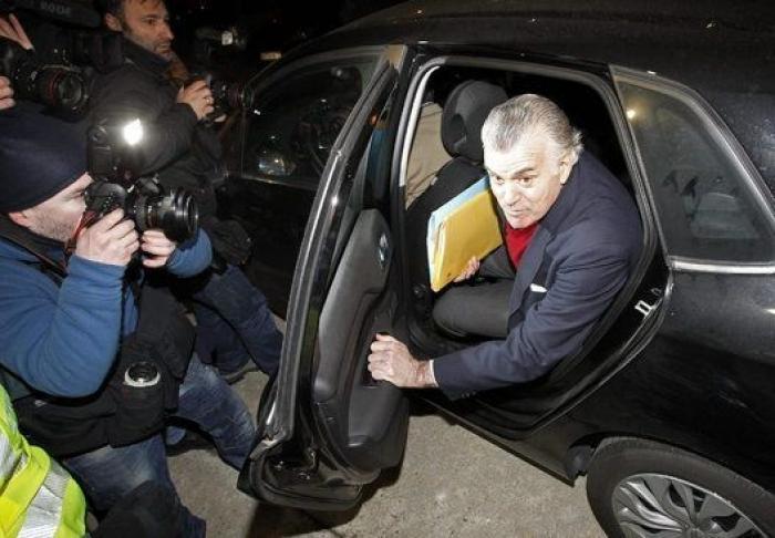 El fiscal pide 5 años de cárcel para Bárcenas y Lapuerta por la caja B del PP y exculpa al partido