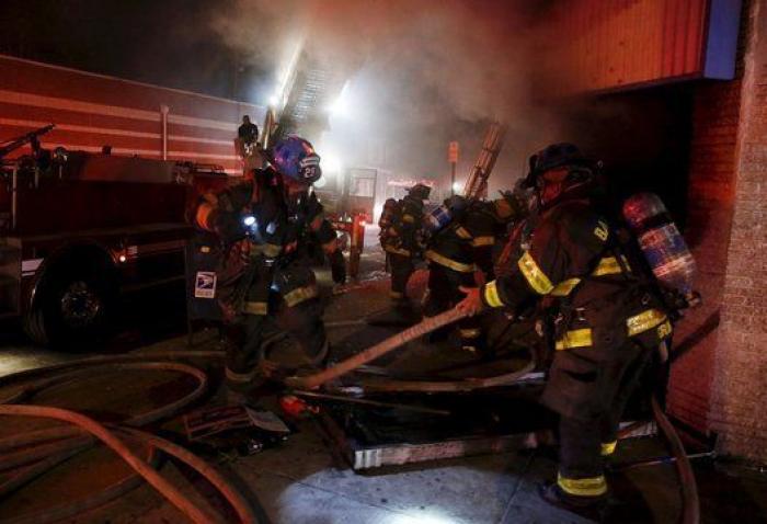 Cuando tu madre te pilla en los disturbios de Baltimore... (VÍDEO)