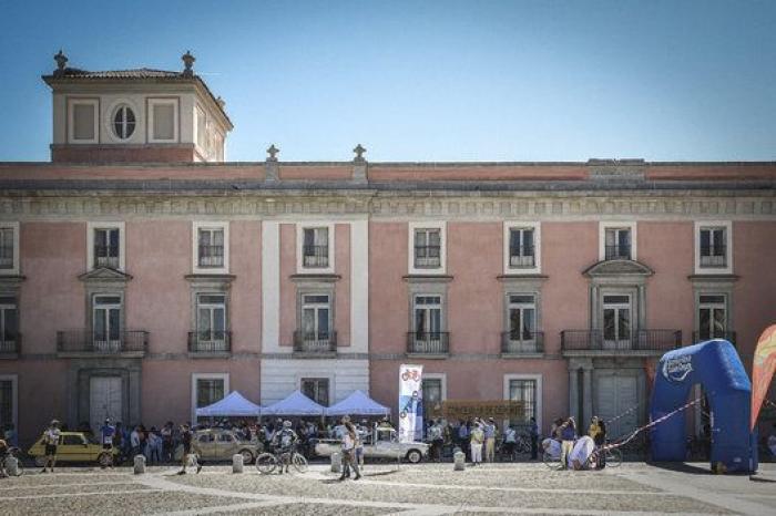 La Guardia Civil se lleva cientos de críticas por esta foto: ¿ves cuál es el problema?