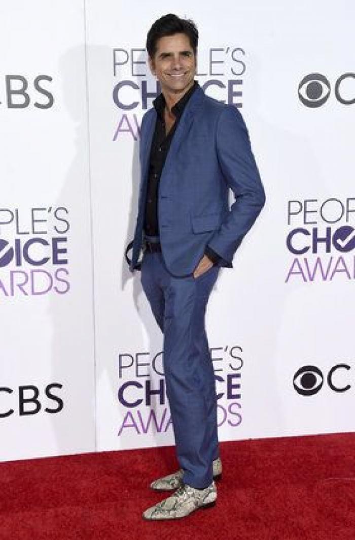 Jennifer Lopez, Sofia Vergara y Johnny Depp, premiados en los People Choice Awards