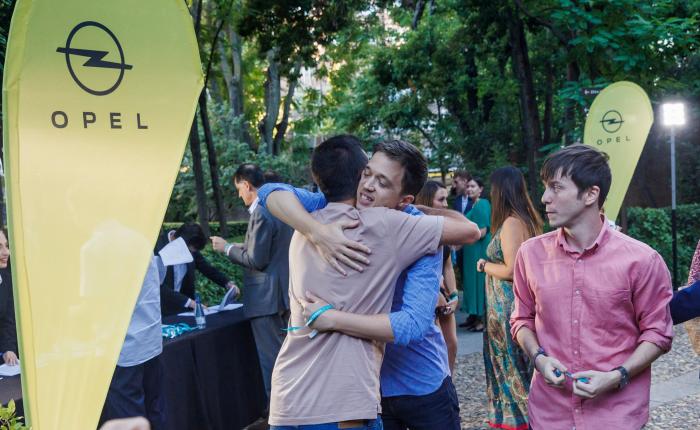 Periodismo, sagacidad, humor y fiestón: 'El HuffPost' celebra su décimo aniversario