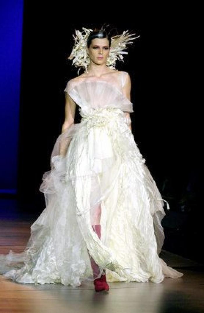 Bimba Bosé sobre la pasarela: un repaso en fotos a sus desfiles