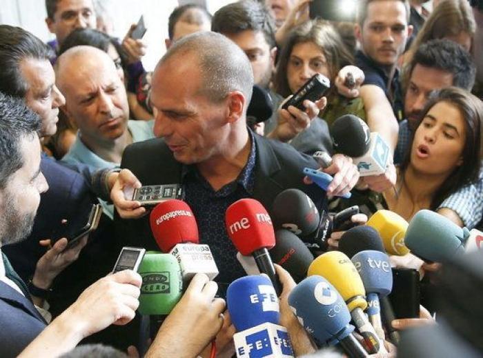 Varoufakis dice que ha habido "perfecta armonía" con Guindos en su encuentro en Madrid