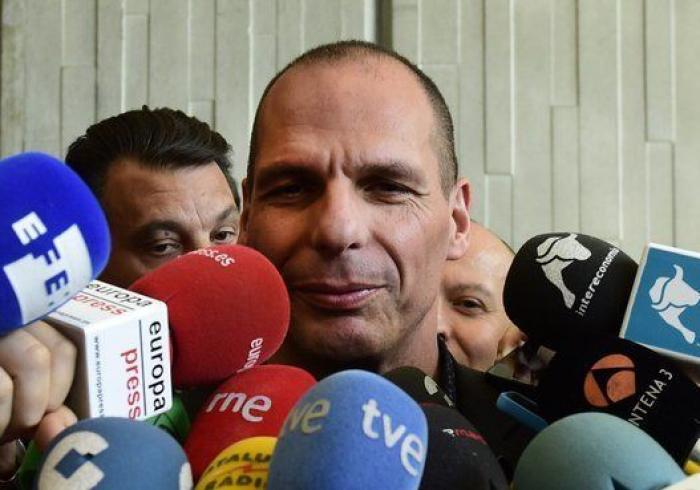 Varoufakis dice que ha habido "perfecta armonía" con Guindos en su encuentro en Madrid