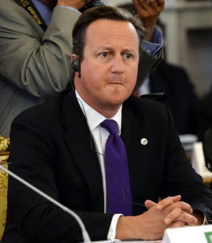Cameron quiere confiscar los sueldos y de los 'sin papeles'