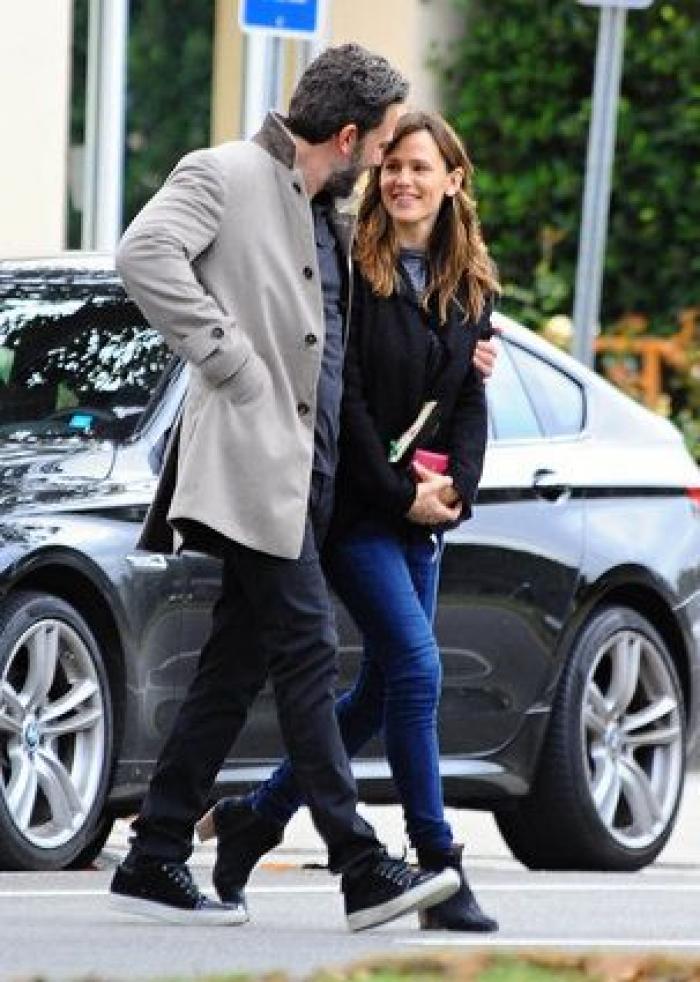 Ben Affleck y Jennifer Garner se dejan ver juntos mientras continúan los rumores de crisis