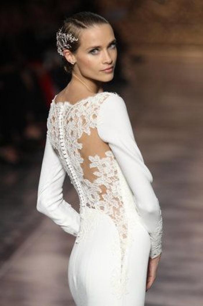 Desfile de Pronovias 2015: Irina Shayk acapara todas las miradas