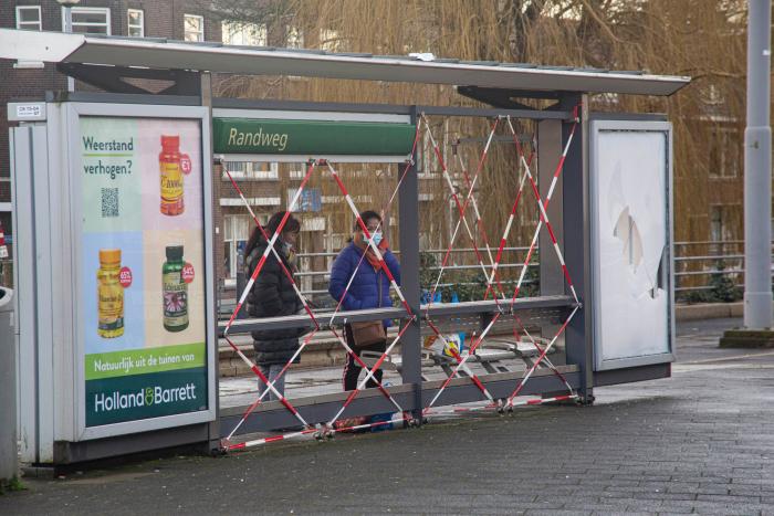 Países Bajos: las razones de la insólita violencia contra el toque de queda