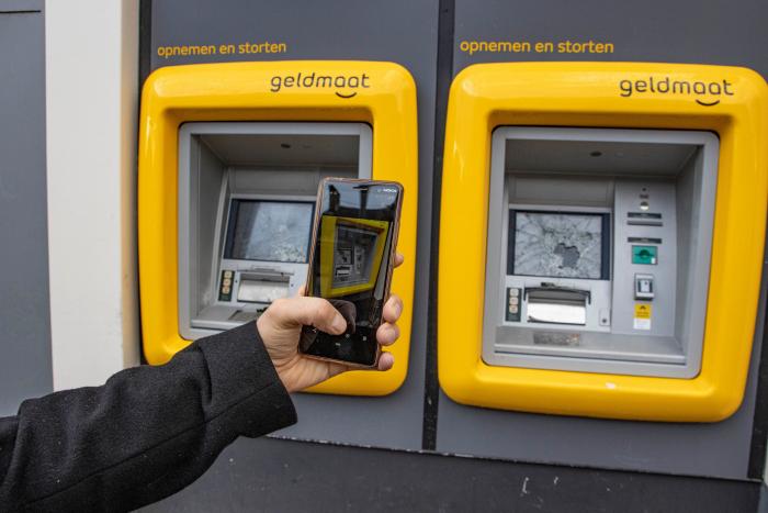 Países Bajos: las razones de la insólita violencia contra el toque de queda