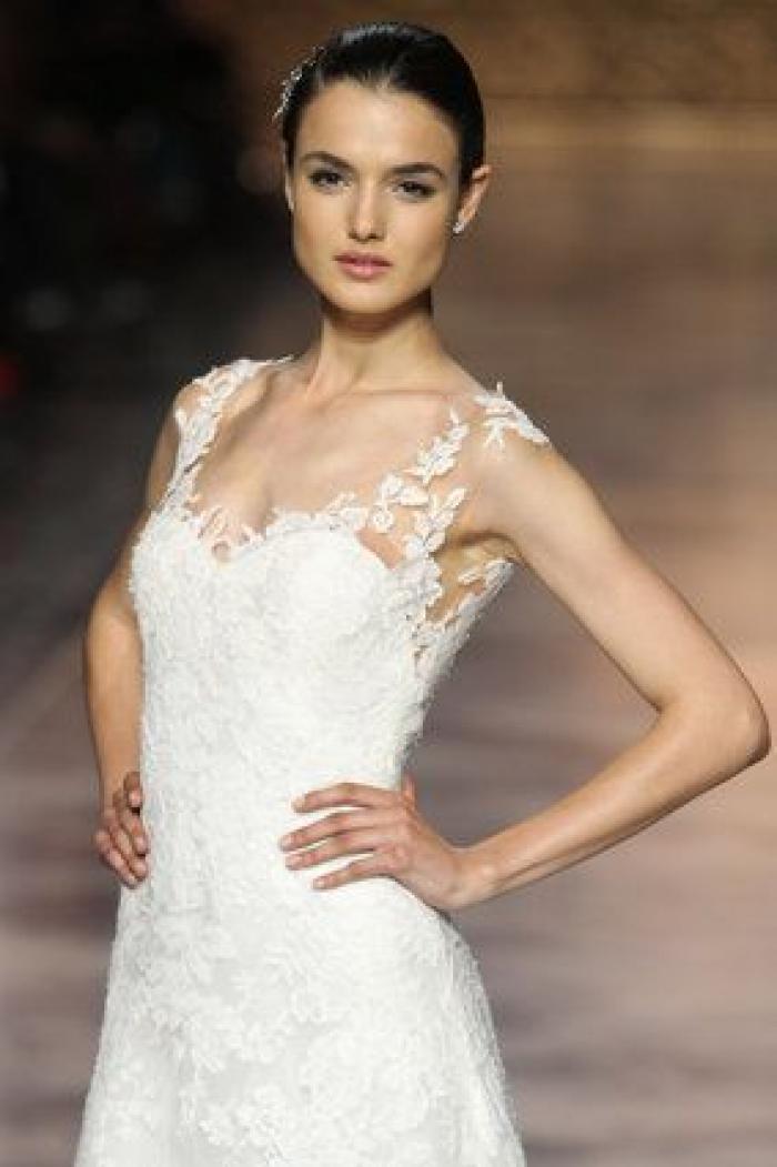Desfile de Pronovias 2015: Irina Shayk acapara todas las miradas