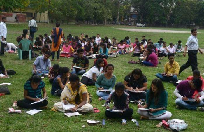 Un nuevo terremoto de magnitud 7,4 en la escala de Richter sacude Nepal