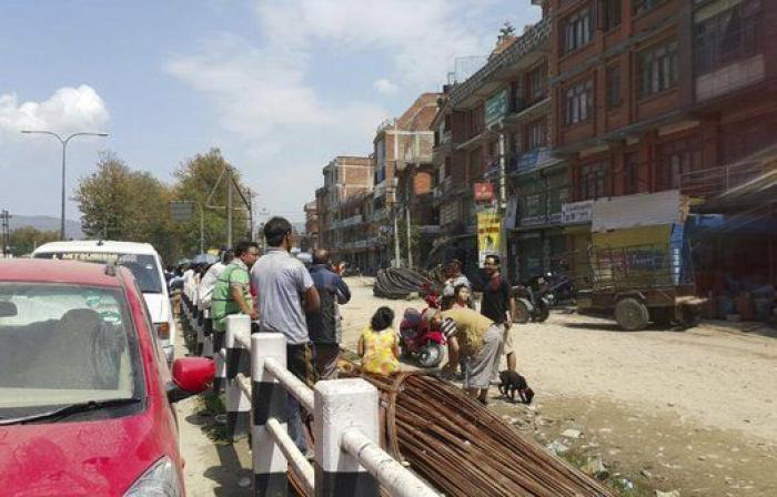 Un nuevo terremoto de magnitud 7,4 en la escala de Richter sacude Nepal