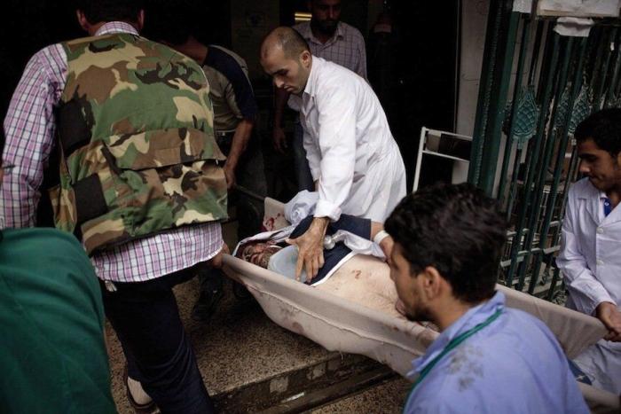 Un insólito acuerdo entre el régimen y la oposición permite evacuar a miles de personas de cuatro ciudades sirias