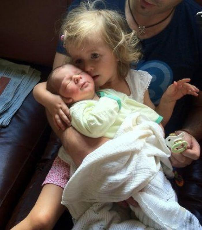 Cinco razones científicamente probadas por las que ser el hermano mayor es lo mejor