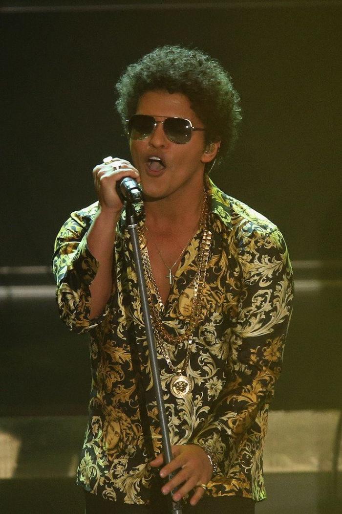 20 situaciones que las mujeres altas conocen bien