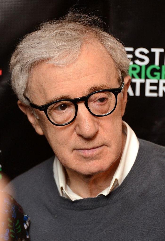 20 situaciones que las mujeres altas conocen bien