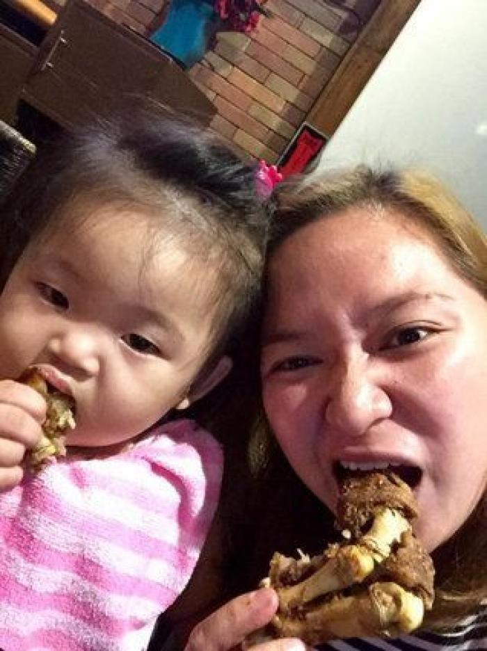 El famoso 'selfie' de Dubai le puede salir caro a la protagonista