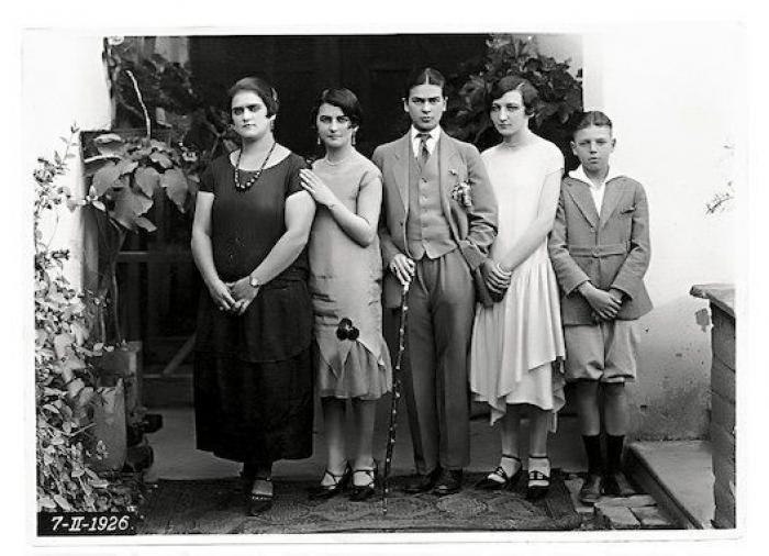 Barbie homenajea a Frida Kahlo (y otras mujeres icónicas) por el 8 de marzo