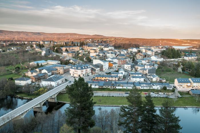 11 ciudades españolas de menos de 500.000 habitantes donde pasar un fin de semana irrepetible
