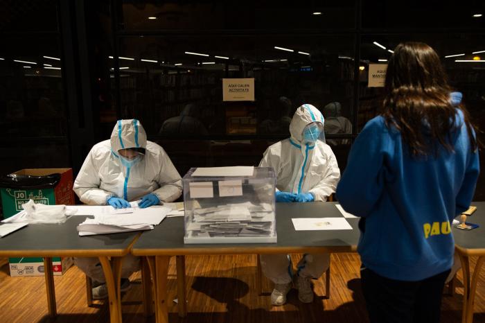 El juego de PSC y ERC para cerrar apoyos en la investidura marca la resaca electoral