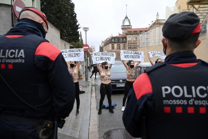 Los diputados de ERC, CUP y Junts abandonan el pleno en el turno de Vox