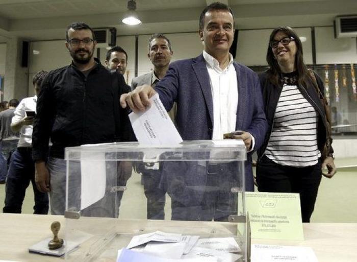 Ada Colau gana en Barcelona: "Es la victoria de David contra Goliat"