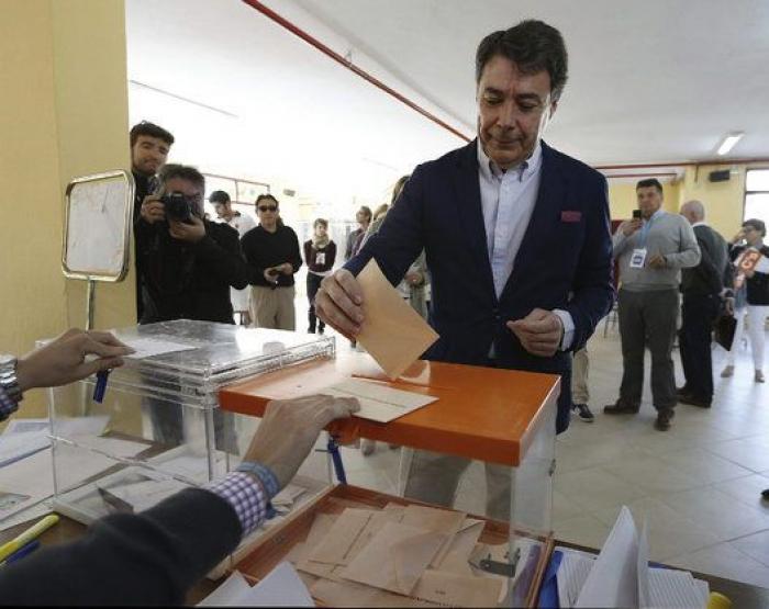 Ada Colau gana en Barcelona: "Es la victoria de David contra Goliat"