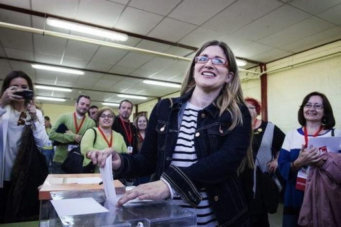 Ada Colau gana en Barcelona: "Es la victoria de David contra Goliat"