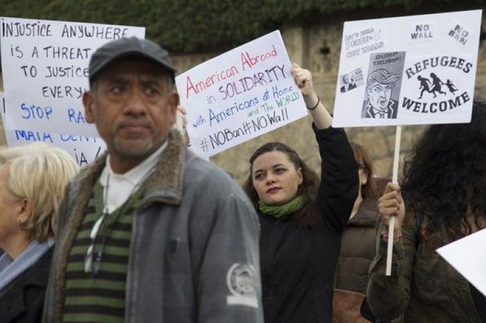 Trump responde a la polémica: "Desvelé información a Rusia porque tengo derecho a ello"