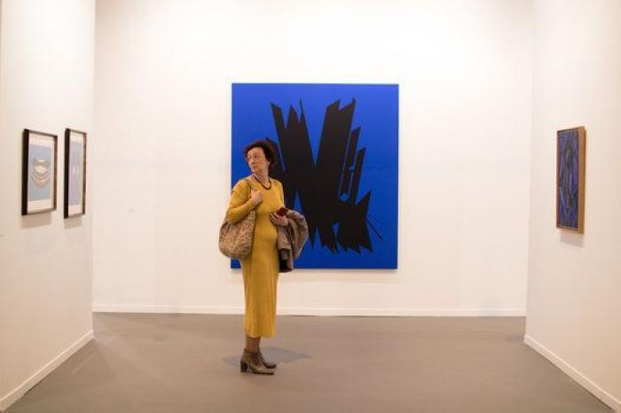 Ifema manda retirar de ARCO la obra de Santiago Sierra 'Presos Políticos'