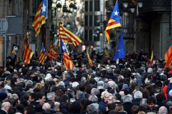 Mas asume la "iniciativa política" del 9N para cumplir el "mandato" del Parlament