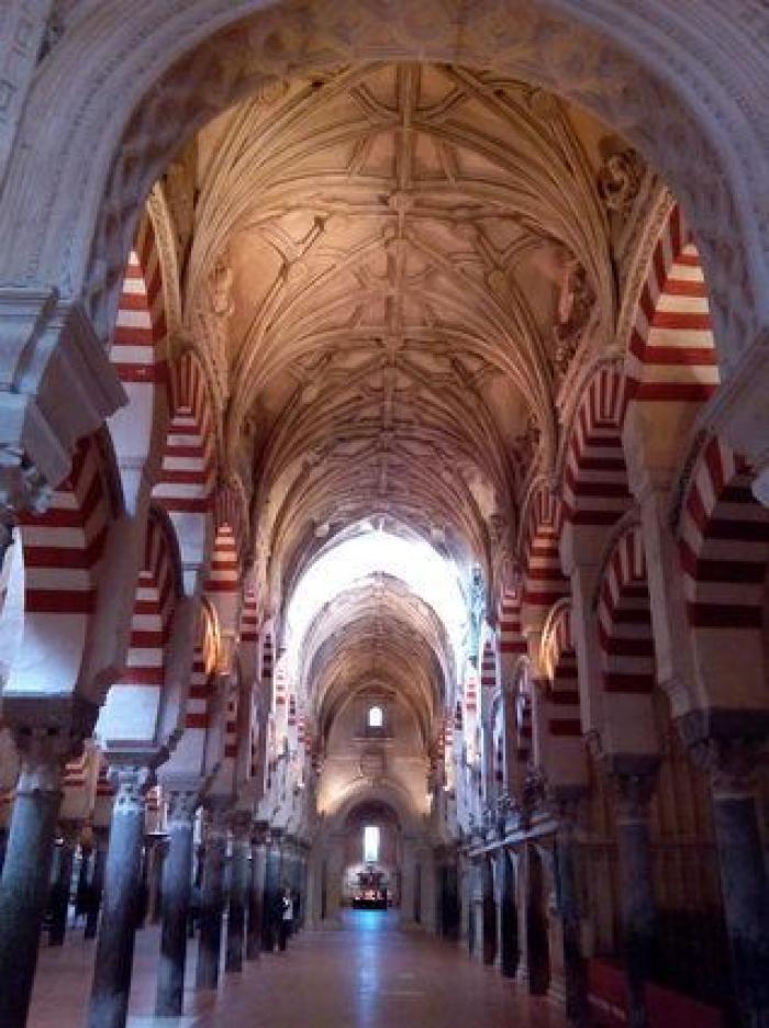 Viaje a Córdoba: comer barato, turistear gratis y bailar hasta el amanecer