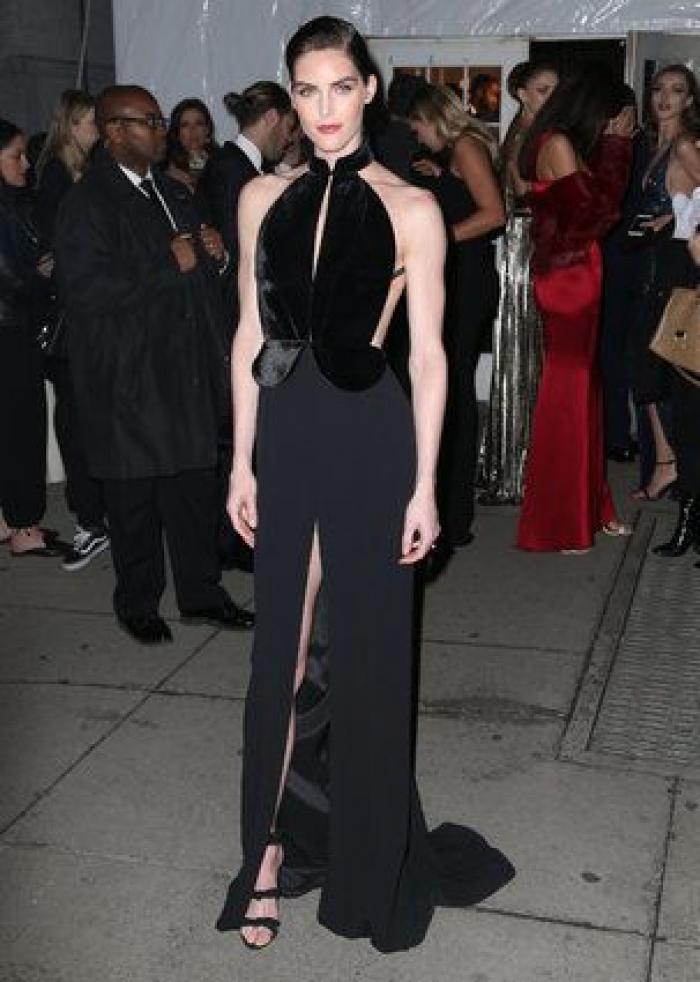 Gala amfAR 2017 en Nueva York: Scarlett Johansson y Donatella Versace, homenajeadas